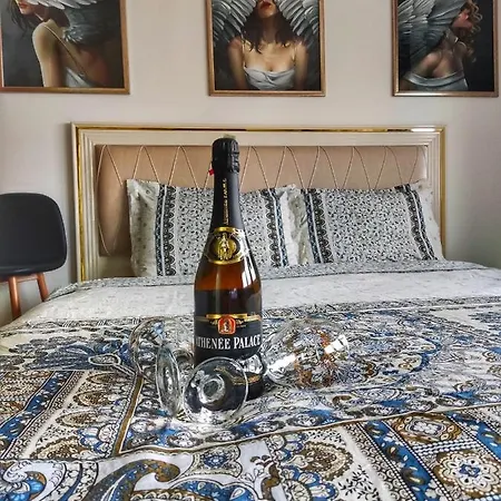 Skyline By Nights & Smiles 公寓 图兹拉