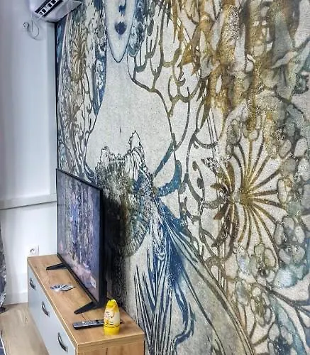 Skyline By Nights & Smiles *