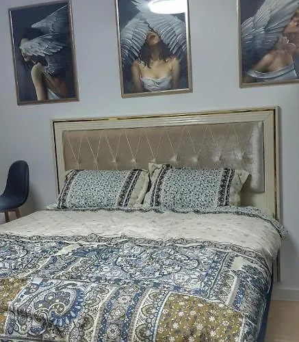 Skyline By Nights & Smiles * 图兹拉