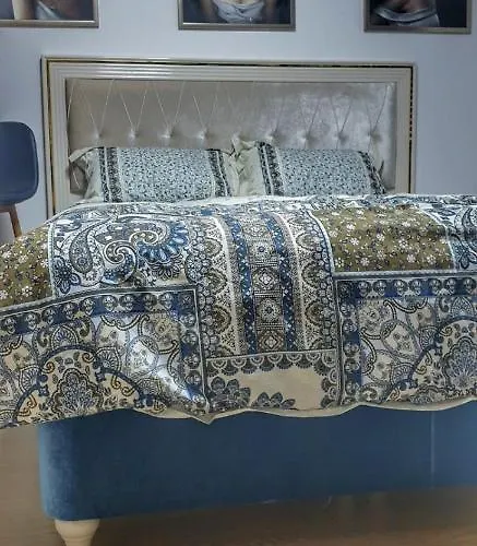 Skyline By Nights & Smiles *