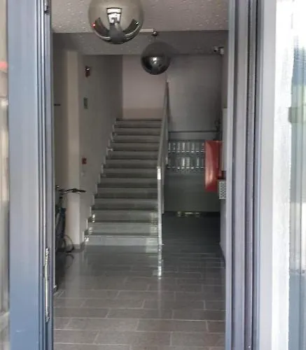 Skyline By Nights & Smiles 图兹拉