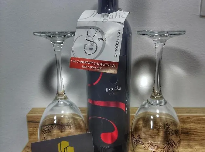 Skyline By Nights & Smiles